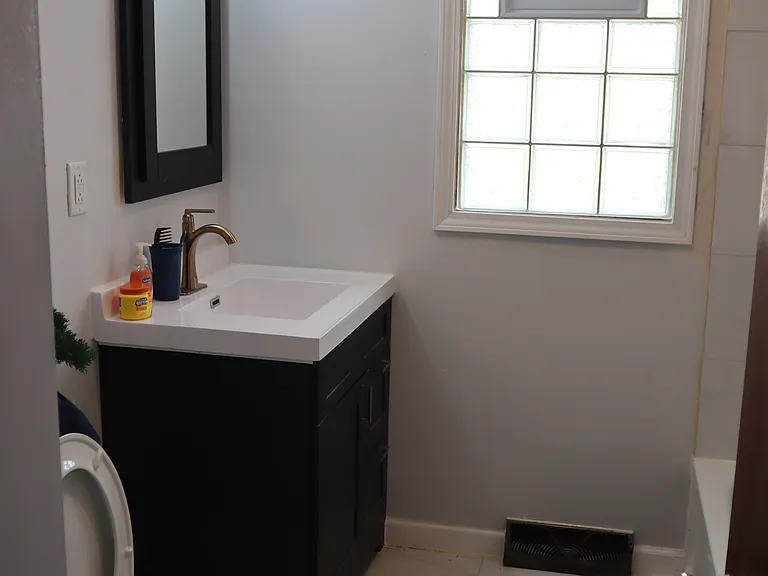 305 S 74th St #2 — Photo 8