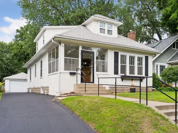 1971 Juliet Ave, Saint Paul, MN 55105