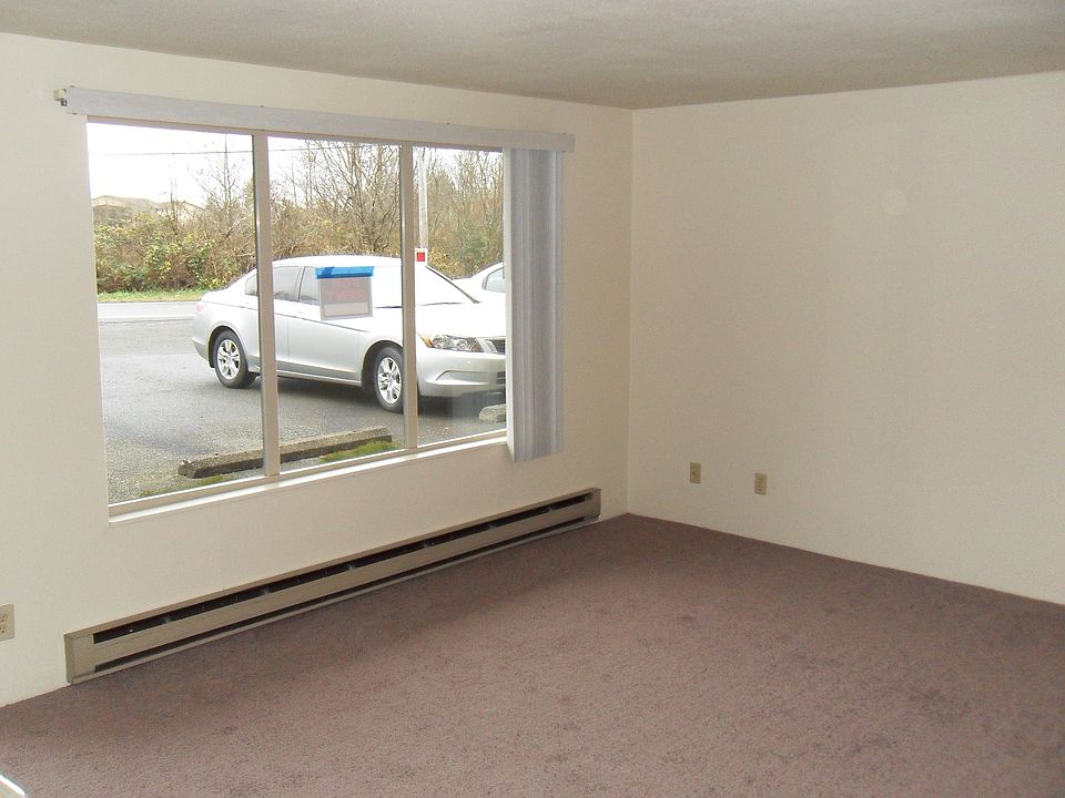 824 Broadway Ave Hoquiam WA Zillow