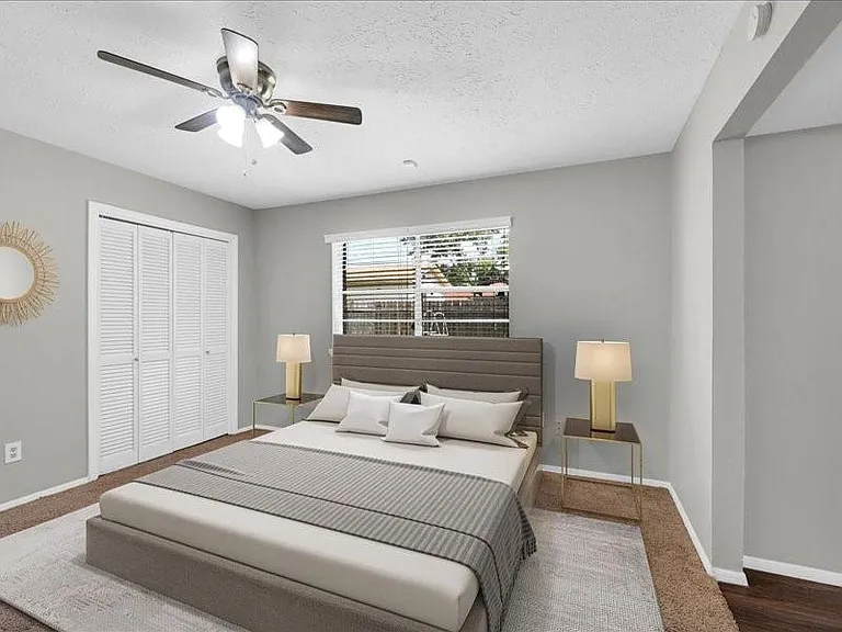 8406 Daycoach Ln — Photo 3