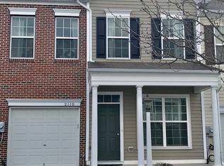 2110 Red Fox Dr, Hummelstown, PA 17036