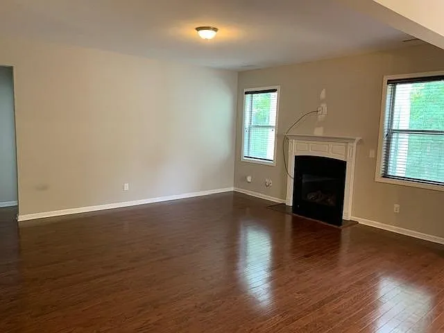 1100 Broadcreek Dr — Photo 6