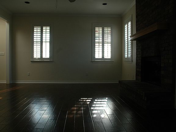 3rd image of 101 Collin Green Dr