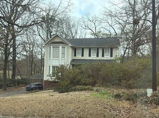 6060 Woodvale Cir, Helena, AL 35080