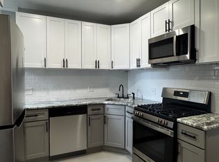 5009 N 9th St #A, Philadelphia, PA 19141