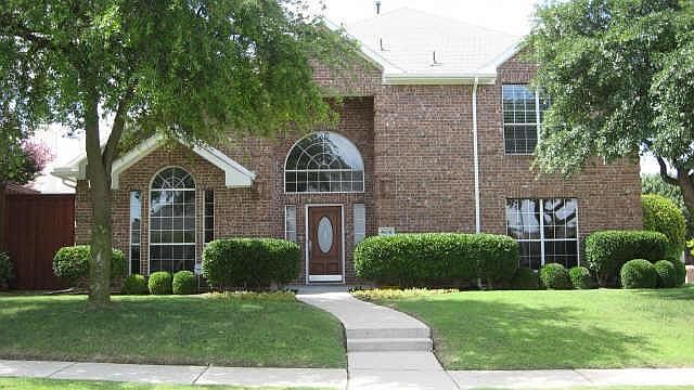 1st image of 4816 Glen Echo Dr