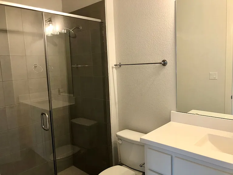 1920 Murano Ln — Photo 21