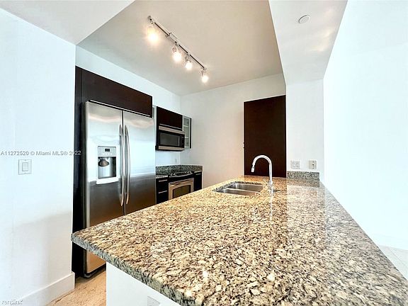 3rd image of 950 Brickell Bay Dr APT 2903