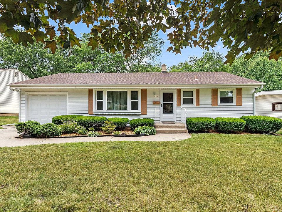 1st image of 709 Woodland Dr