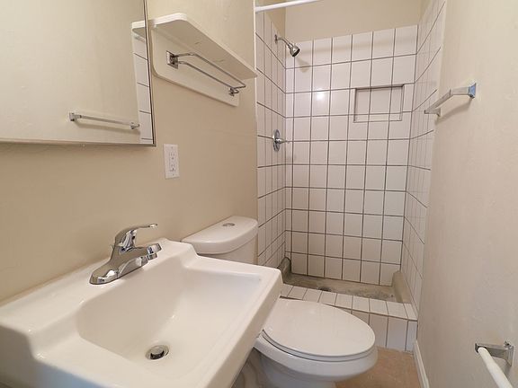 5th image of 2921 N Geronimo Ave #Gero2921-3