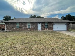 465 Echo Ln, Harrah, OK 73045