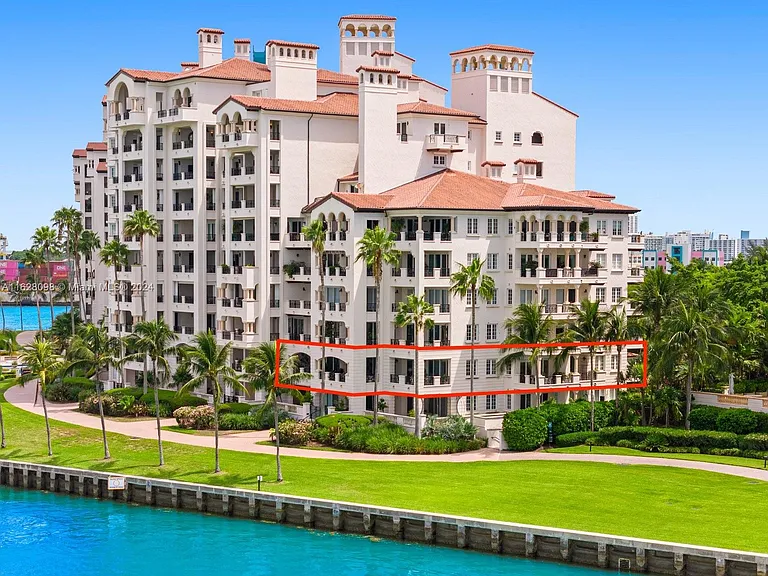 5221 Fisher Island Dr #5221 — Photo 39