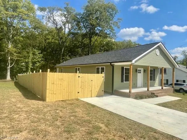 319 E 3rd Avenue Ext, Lexington, NC 27292