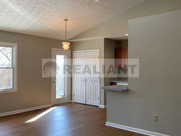 1412 Ritchie Ct — Photo 9