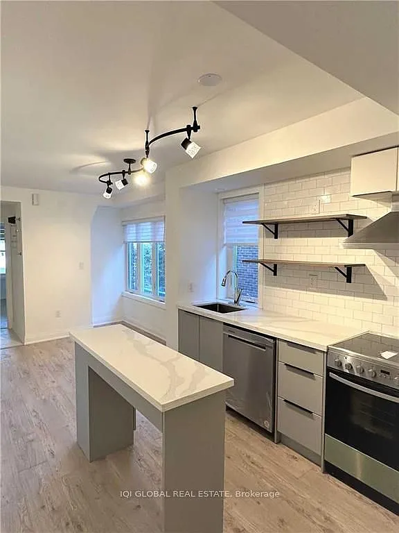 2 bed, $3,500 — Photo 2