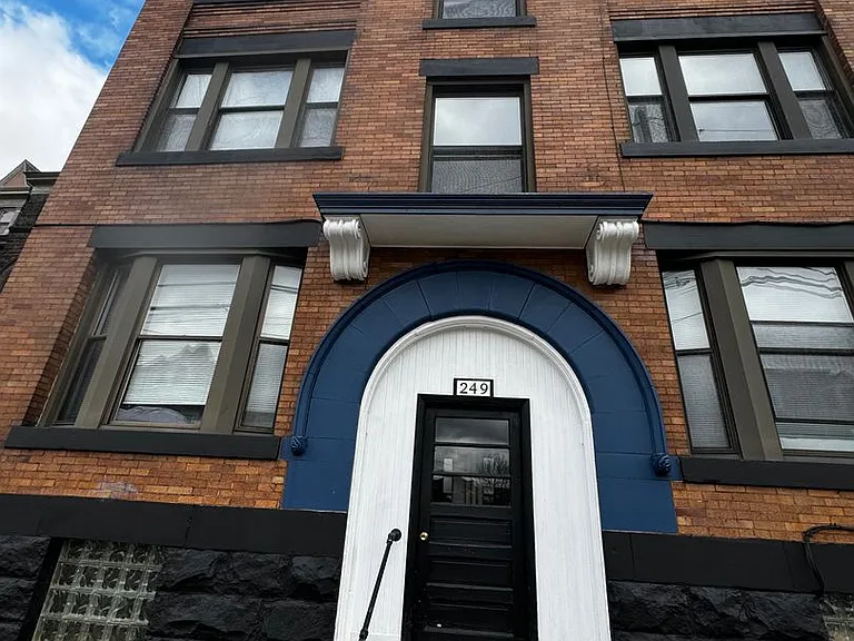 4901 Friendship Ave. — Photo 42