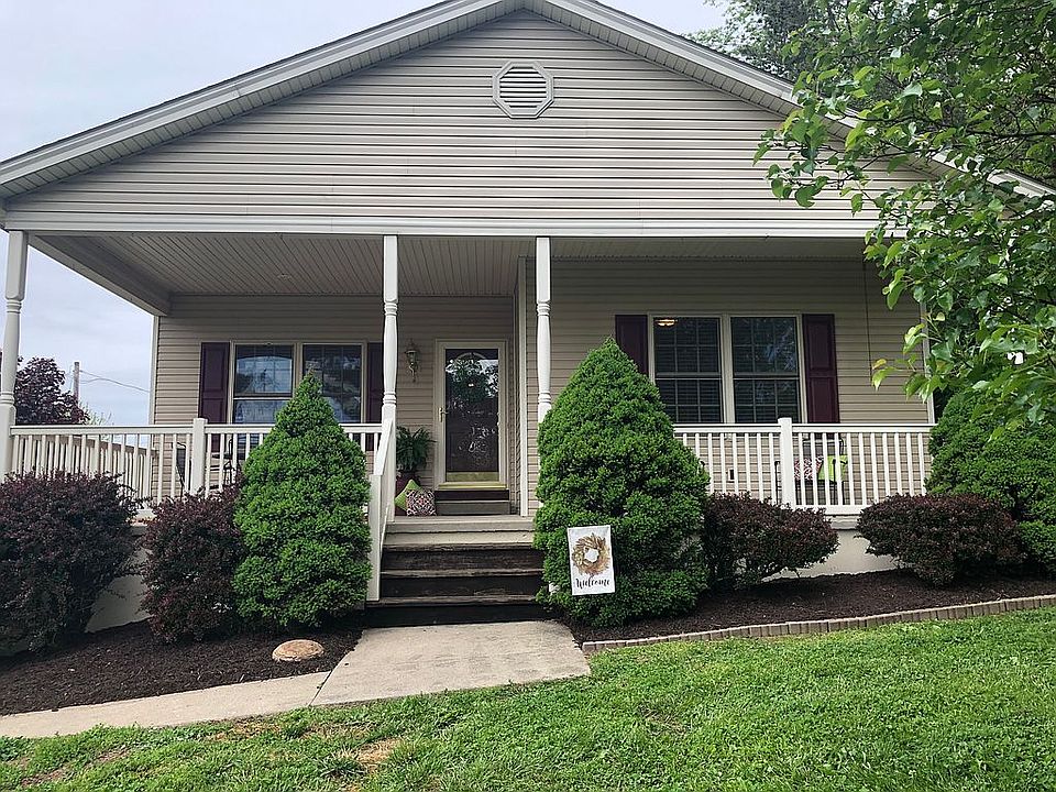 1st image of 187B Virginia Dr