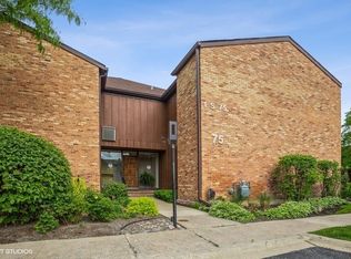 1S075 Spring Rd APT 2D, Oakbrook Terrace, IL