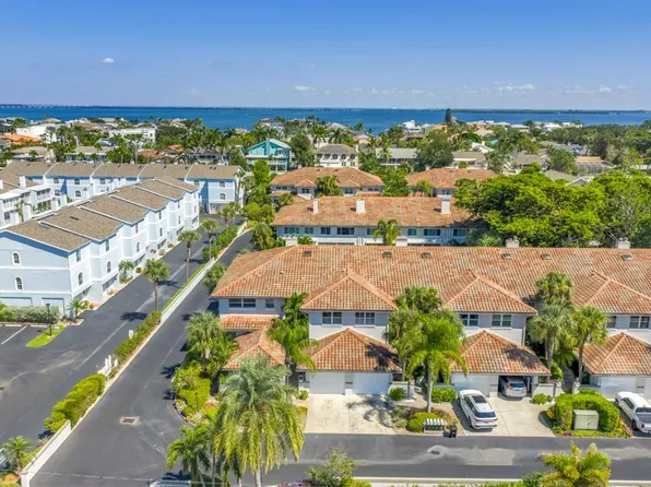 903 Pinellas Bayway S APT 302, Tierra Verde, FL 33715