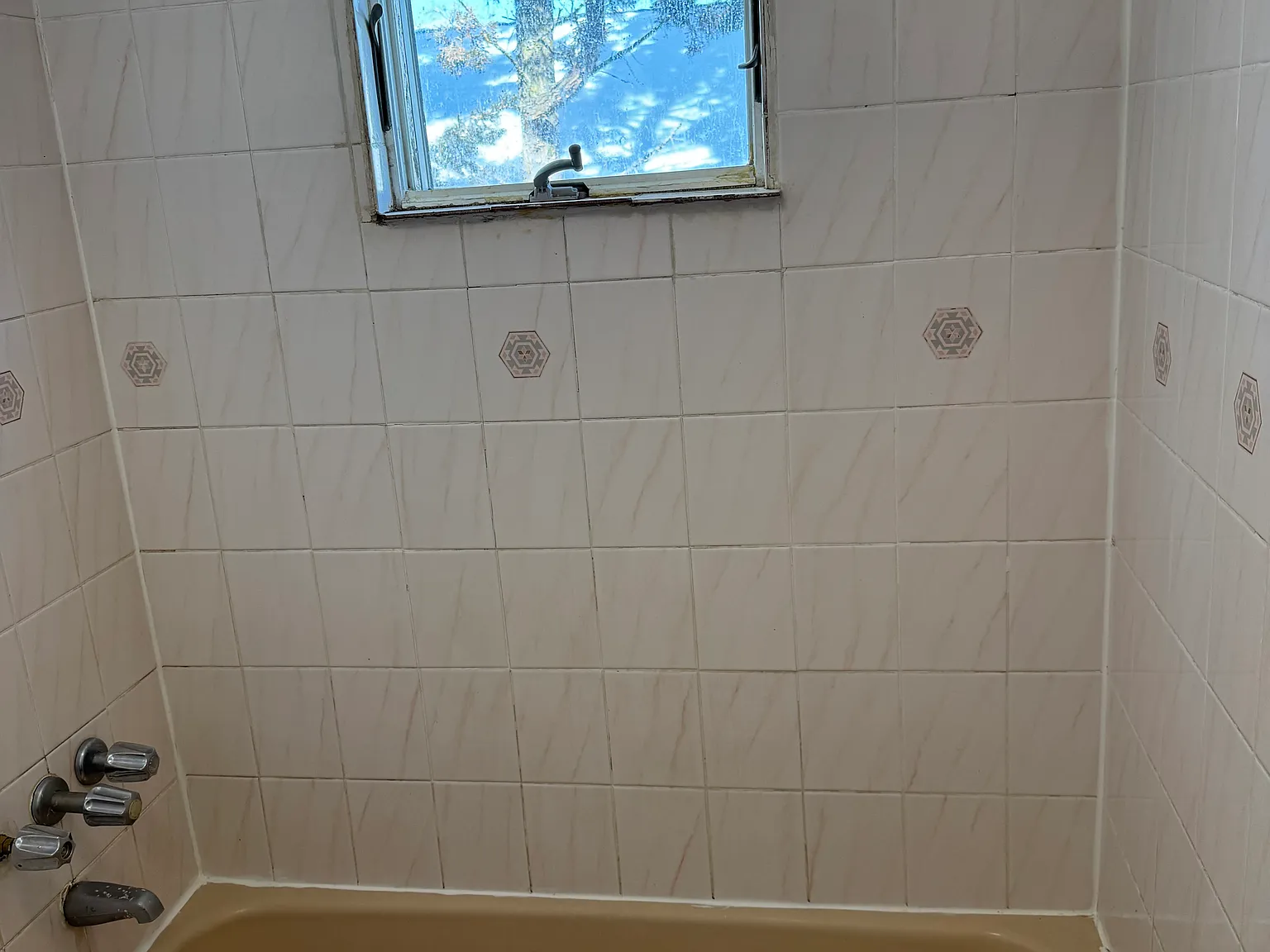 3 bed, 1150 sqft, $2,900 — Photo 3