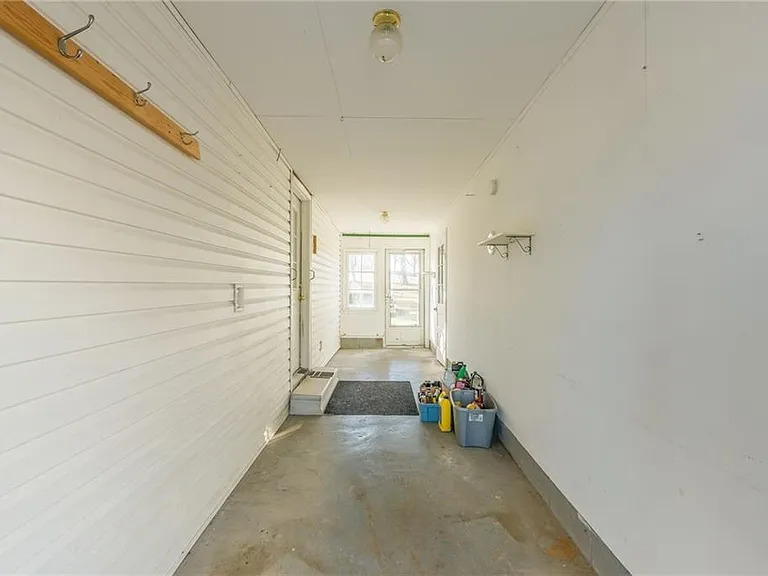 124 Almond St — Photo 12