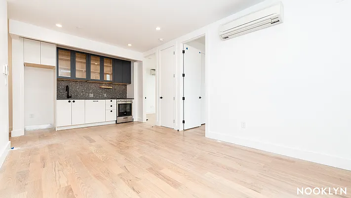 Rented by Nooklyn NYC LLC | media 10