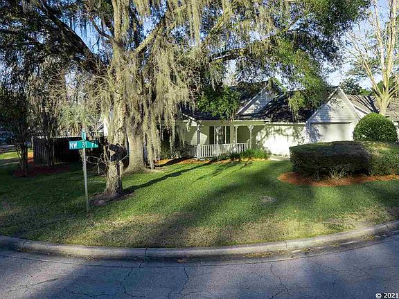 3rd image of 10946 NW 31st Pl