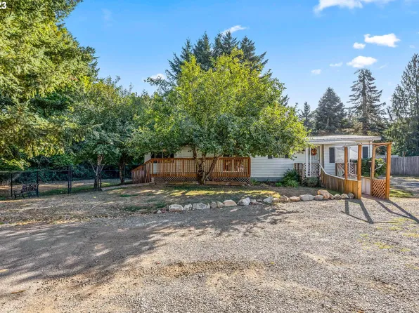 42940 McKenzie Hwy, Leaburg, OR 97489