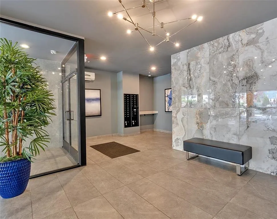 2 bed, 2.0 bath, 1404 sqft, $3,200 — Photo 4