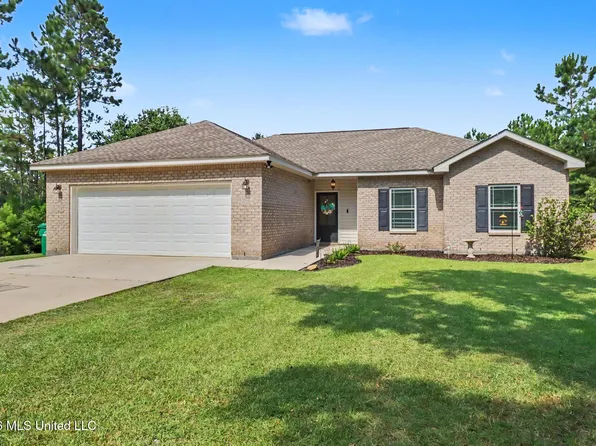 19350 Fenton Dedeaux Rd, Kiln, MS 39556
