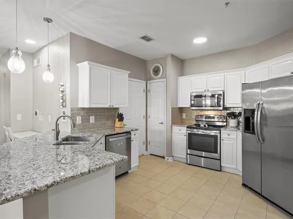 301 TERRACE RIDGE CIRCLE #301, DAVENPORT, FL 33896