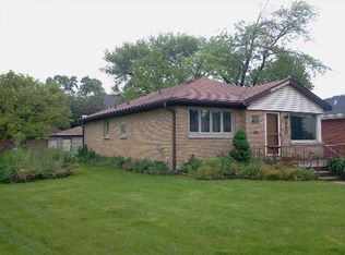 980 S Hillside Ave, Elmhurst, IL