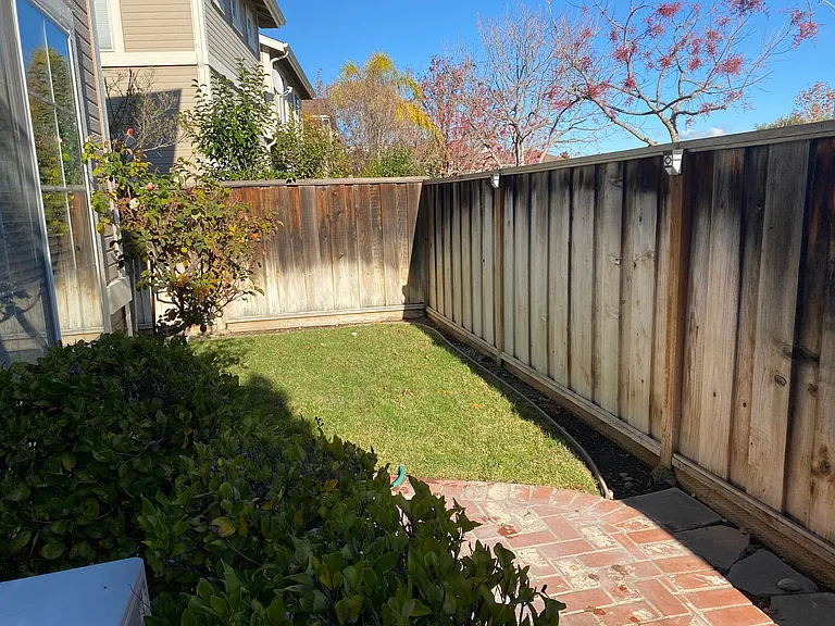 314 Ballymore Cir — Photo 15