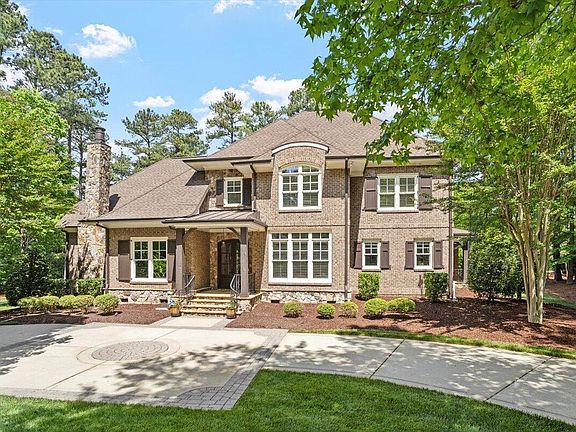 2nd image of 2105 Cadenza Ln