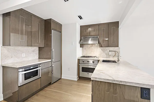 Rented by Compass | media 18