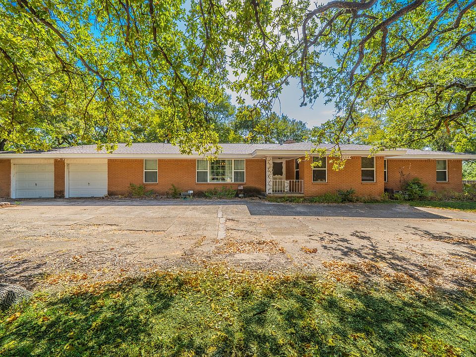 1st image of 2314 Ingleside Dr