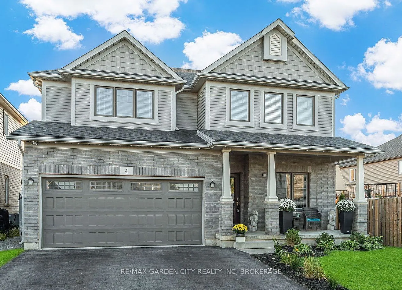 4 Riley Ave photo 1