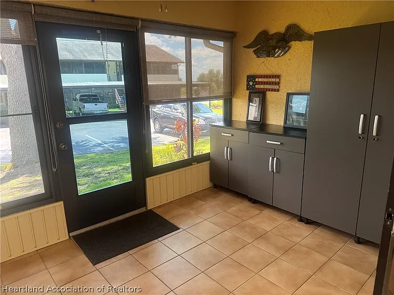 14 Charlton Dr — Photo 21
