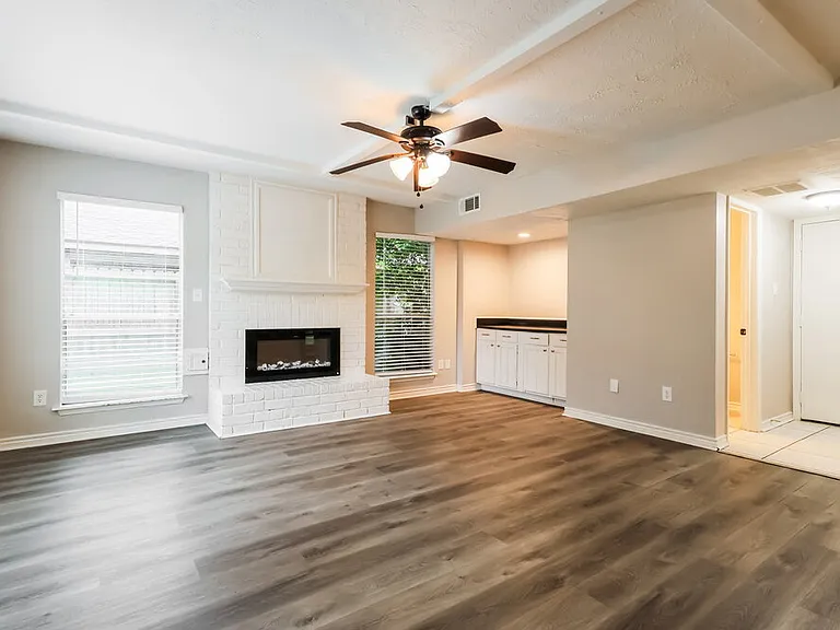 18903 Pine Trace Ct — Photo 10