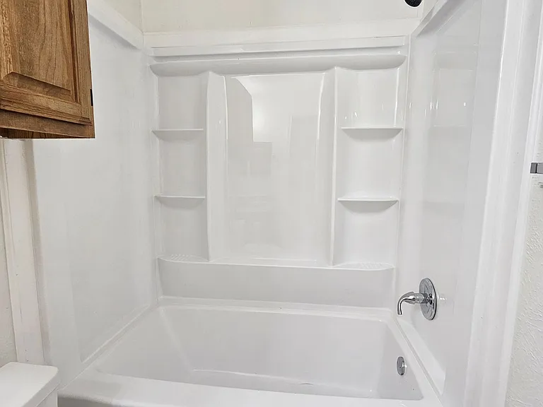 544 E Windsor Dr — Photo 29