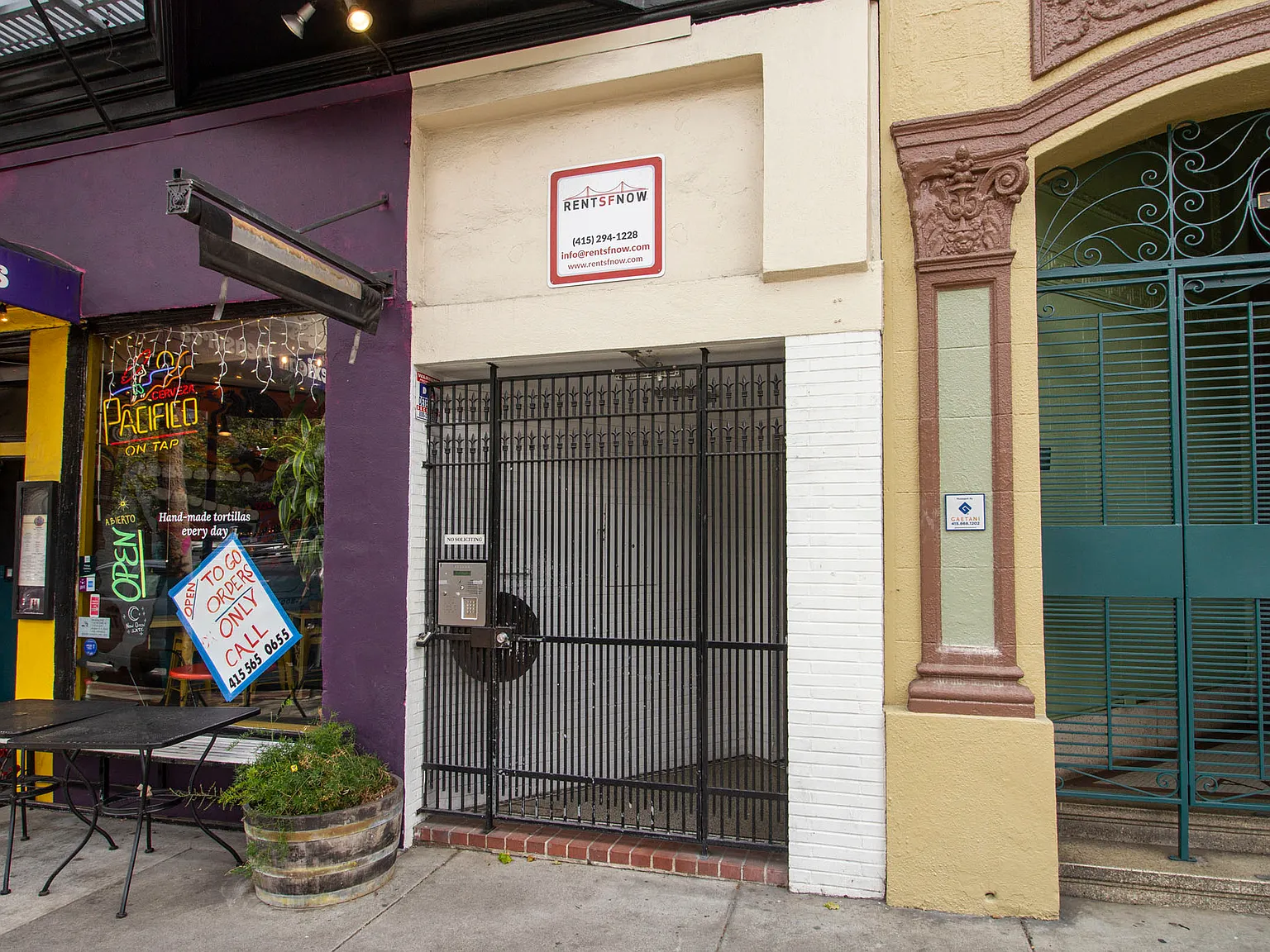 2339 Market — Photo 3