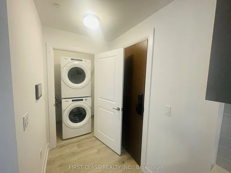 3240 William Coltson Ave #306 — Photo 15