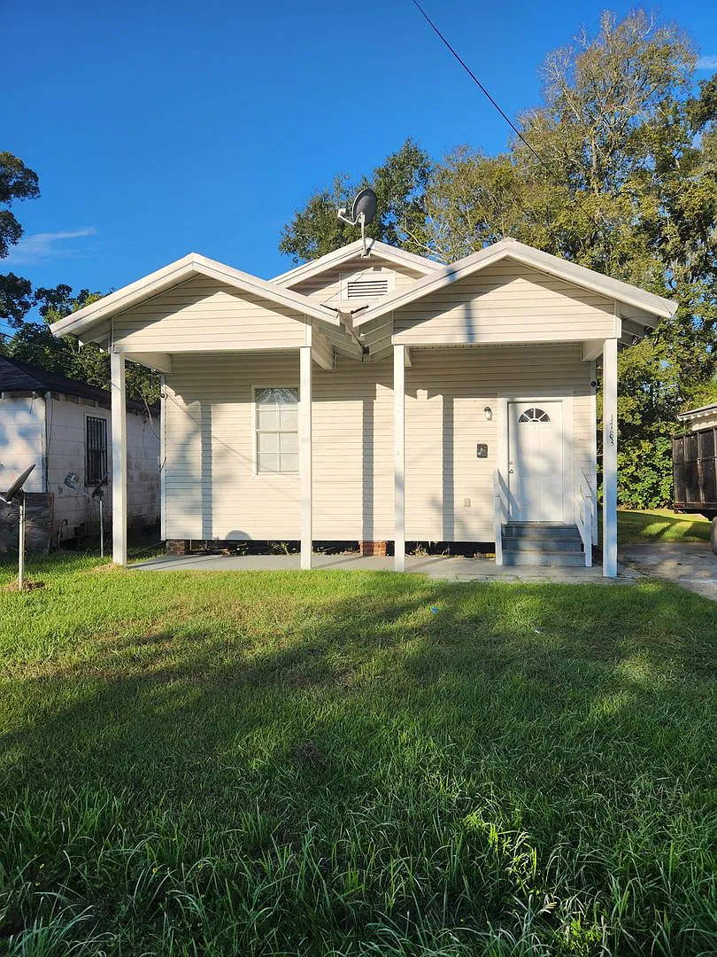 House for Rent — Photo 2