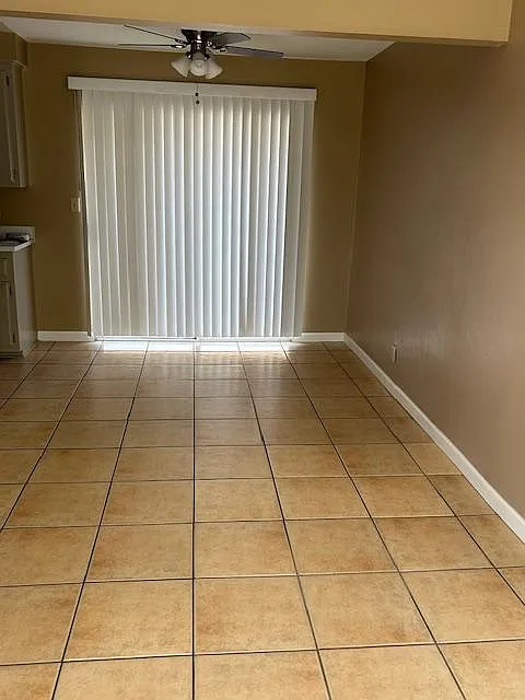 41820 Briarwood Ave — Photo 3