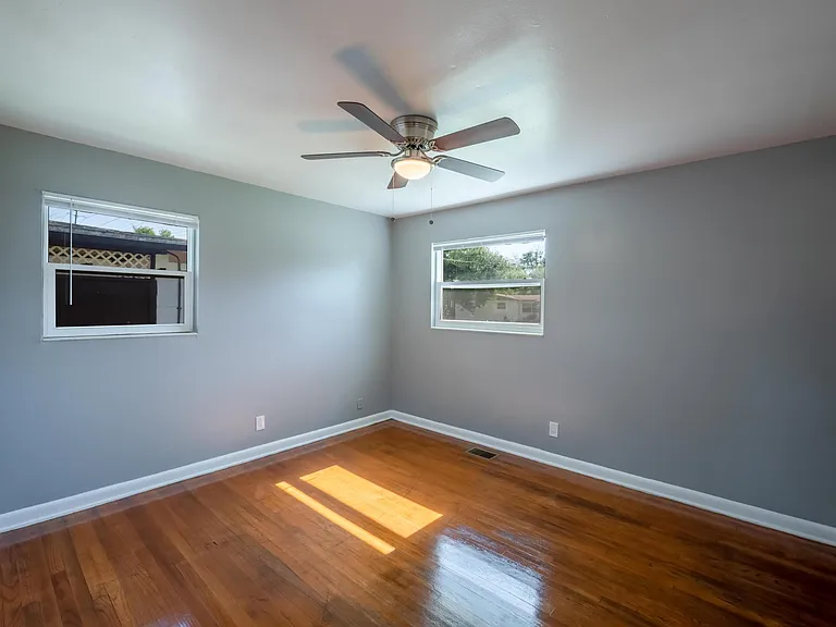3351 Cesery Blvd — Photo 26