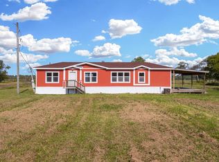 9406 Avenue C, Liverpool, TX 77577