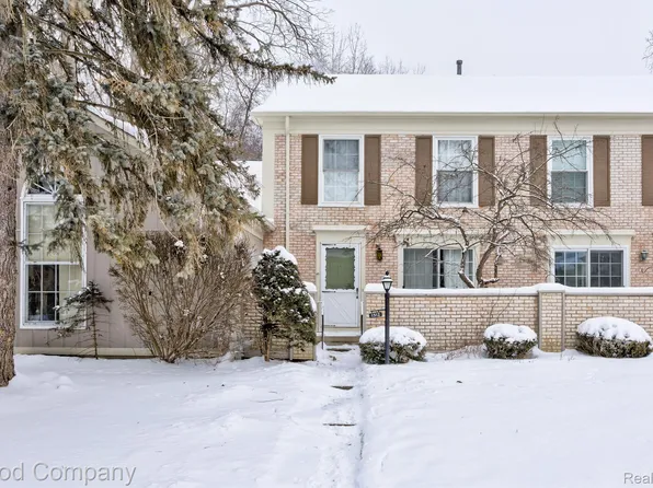 1512 Hidden Valley Ln, Rochester, MI 48306