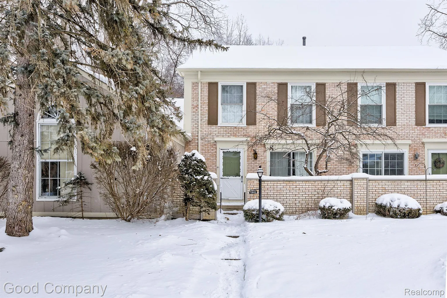 1512 Hidden Valley Ln photo 1