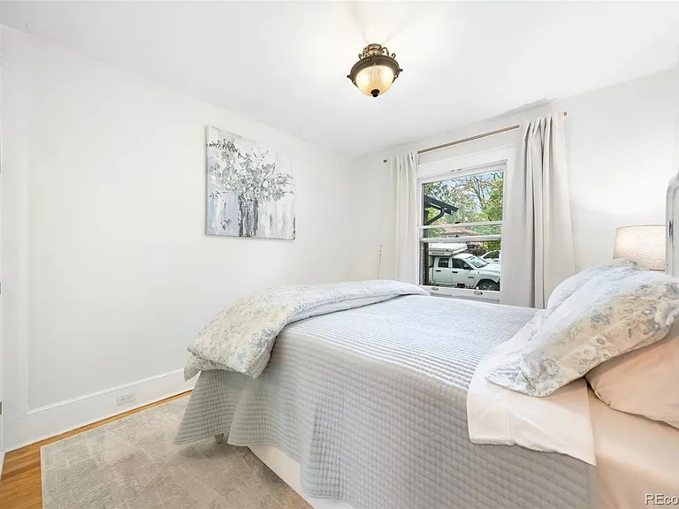 4424 W Hayward Pl — Photo 14