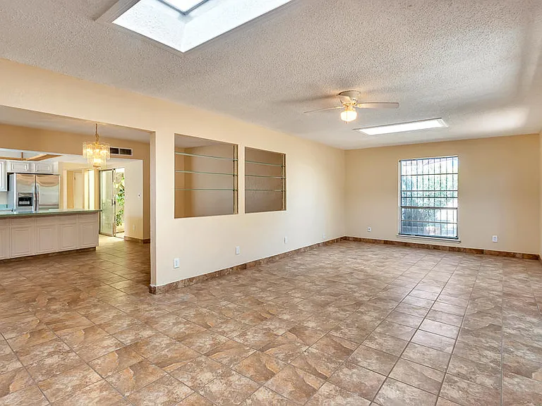 301 Los Nietos Ct — Photo 19